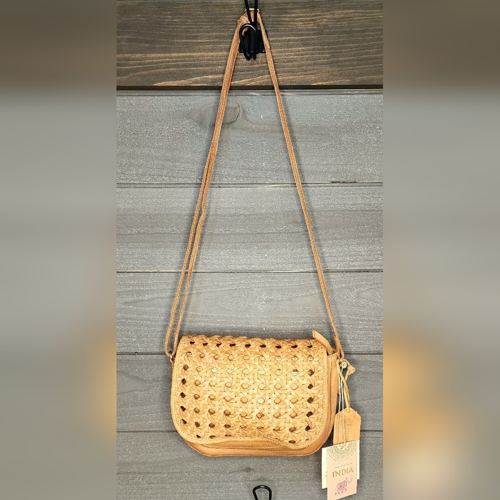 NWT 100% Genuine Leather Handcrafted Crossbody